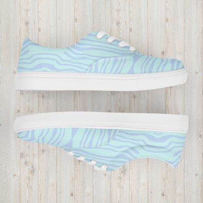 Light blue animal women’s lace-up canvas shoes.