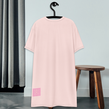 Pink and fuchsia women’s t-shirt dress.