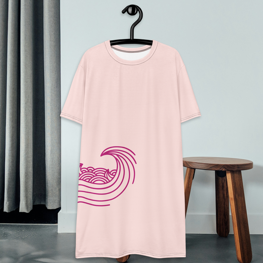 Pink and fuchsia women’s t-shirt dress.