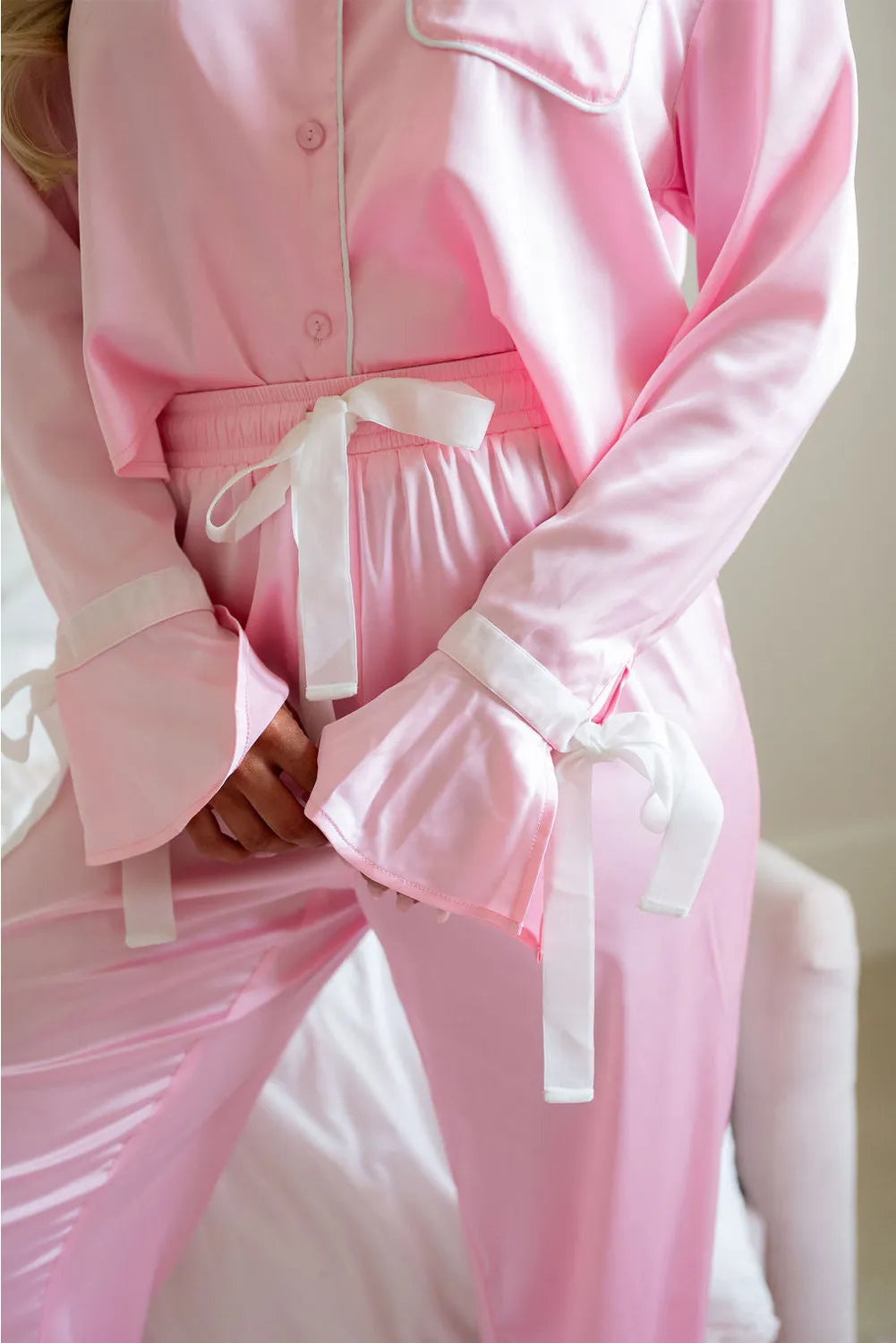 Blush pink flow cuff women’s pajamas set.