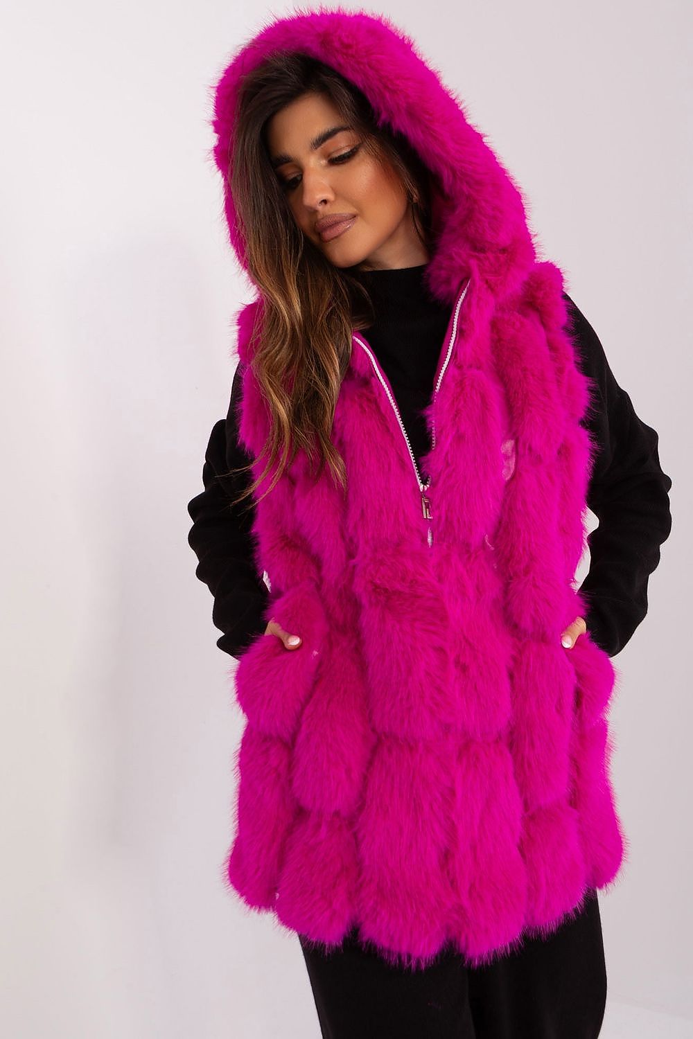 Gilet femme en fourrure fuchsia.