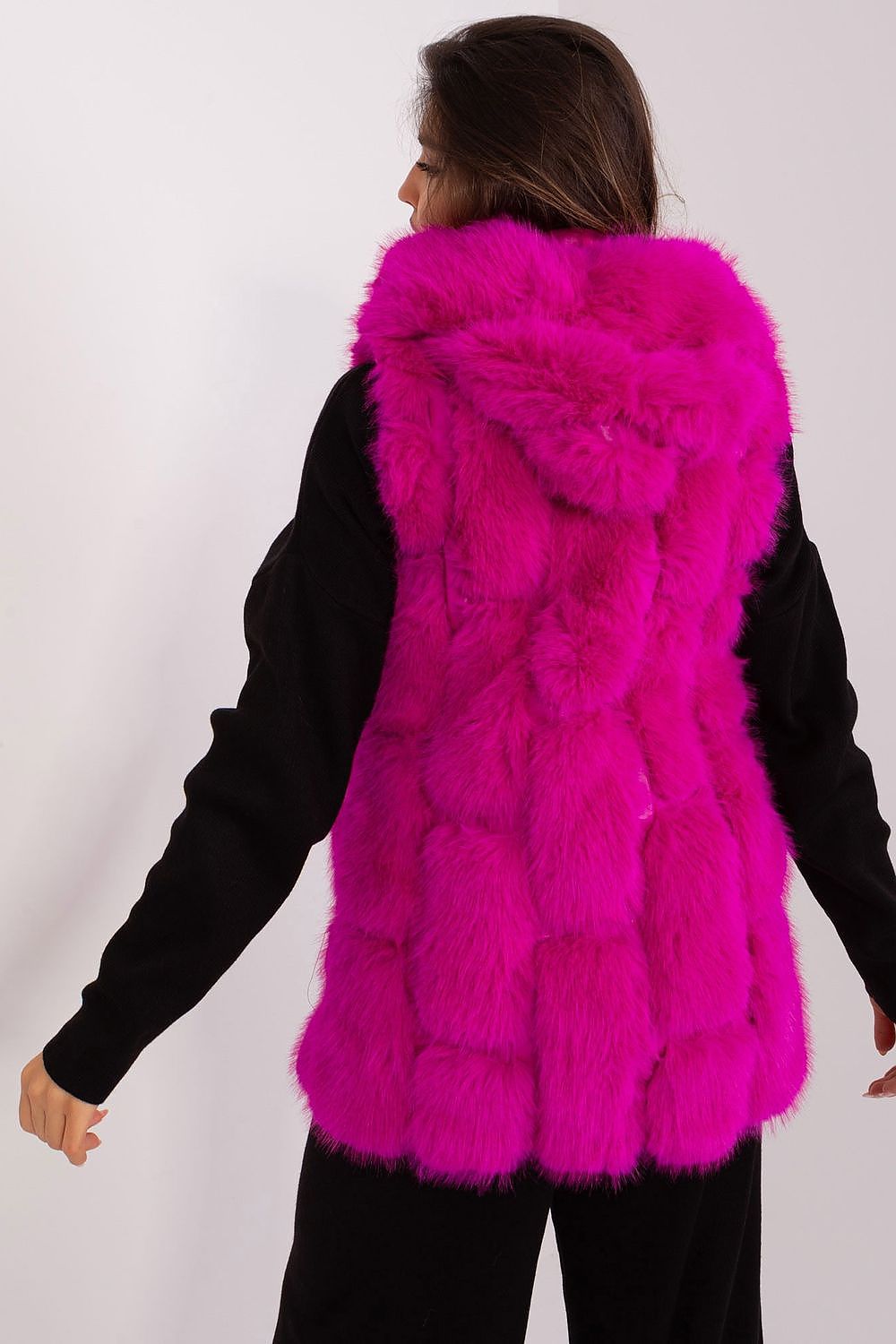 Gilet femme en fourrure fuchsia.