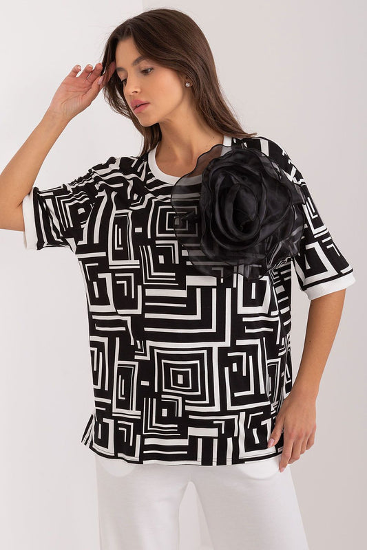 Black and white decorative brooch women’s blouse.